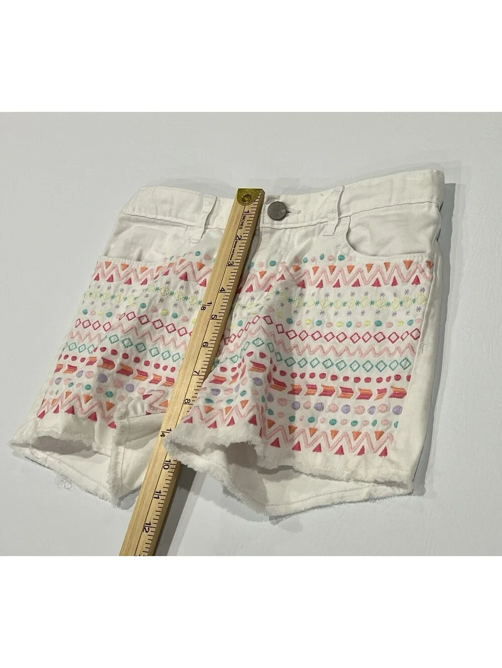 The Children's Place, Girl’s white and light mint shorts, Size 10, Lot Of 2